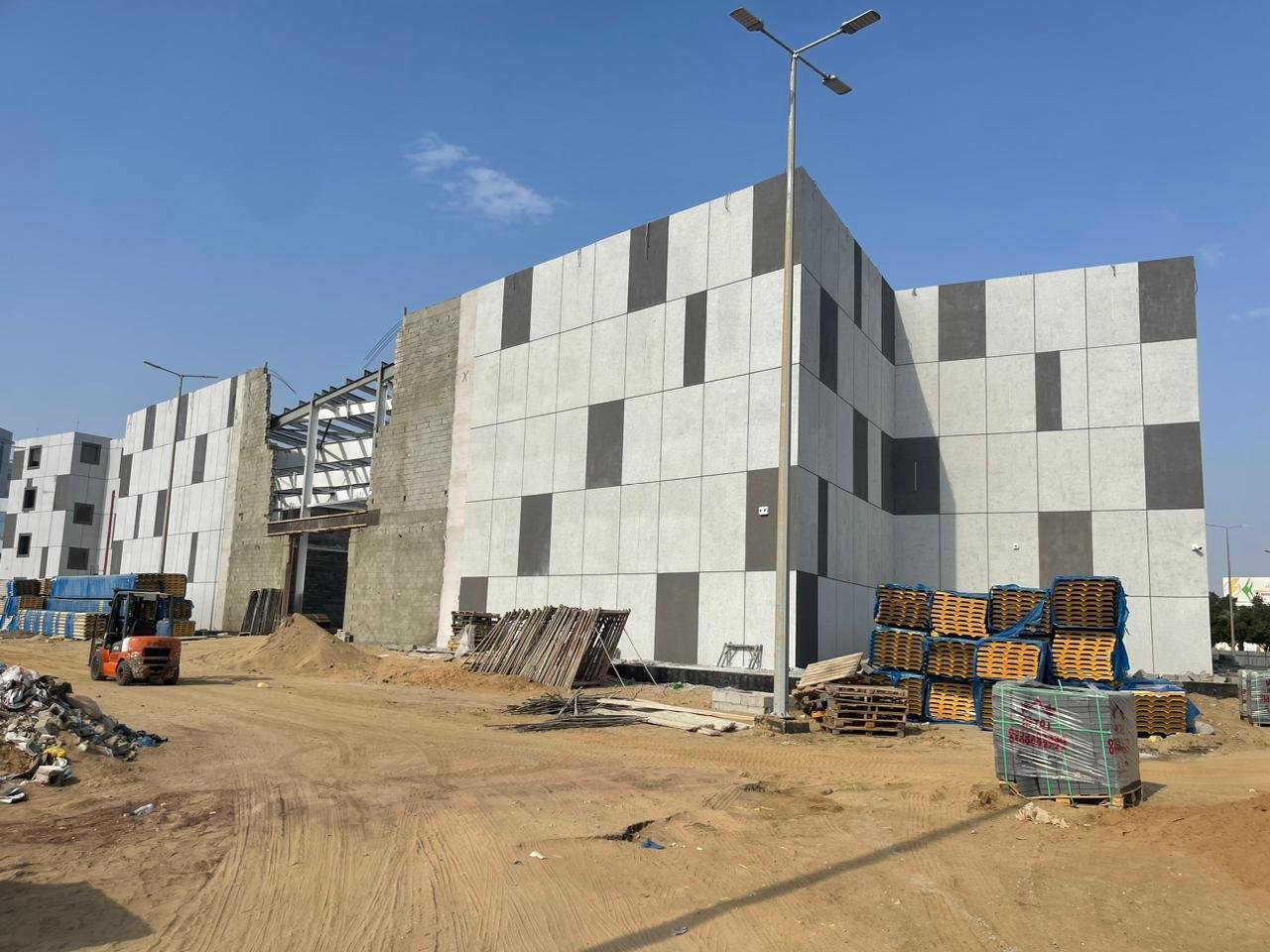 Mall and cinema in Najran